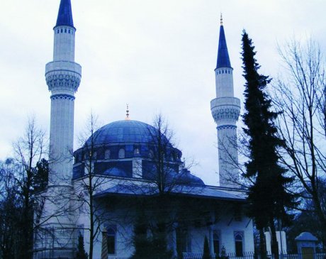 Berlin - Şehitlik Cami