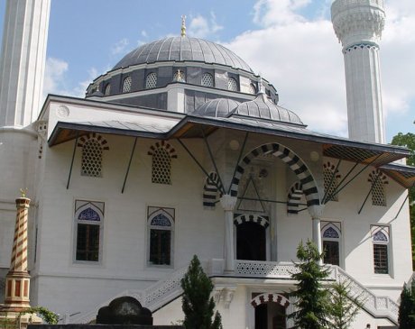 Berlin - Şehitlik Cami